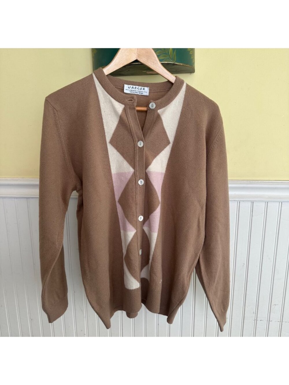 Jaeger 100% Lambswool Cardigan With Geometric Pattern Size 38 Made In Great Brit